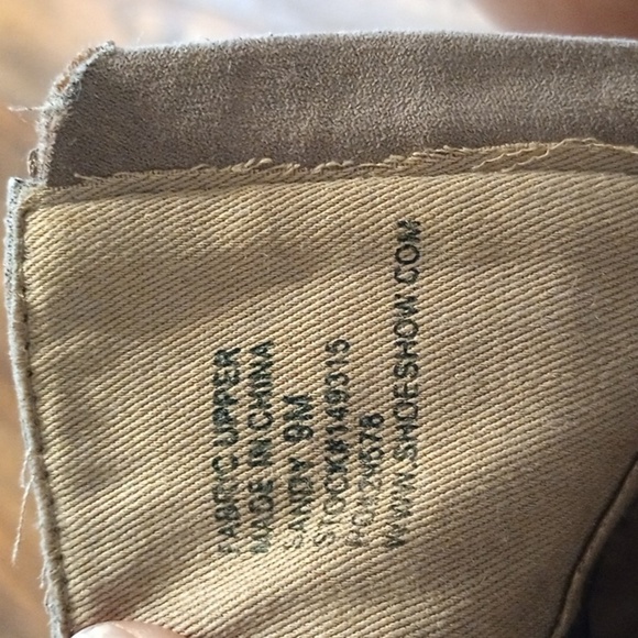 Mojo Moxy Tan Ankle Booties with Wedge Heel - Picture 7 of 8